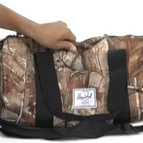Herschel Supply Company Handbags - Herschel RealTree Camo Duffle Bag